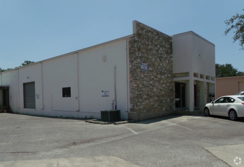 More Photos Of 11910 Radium St, San Antonio Industrial For Lease