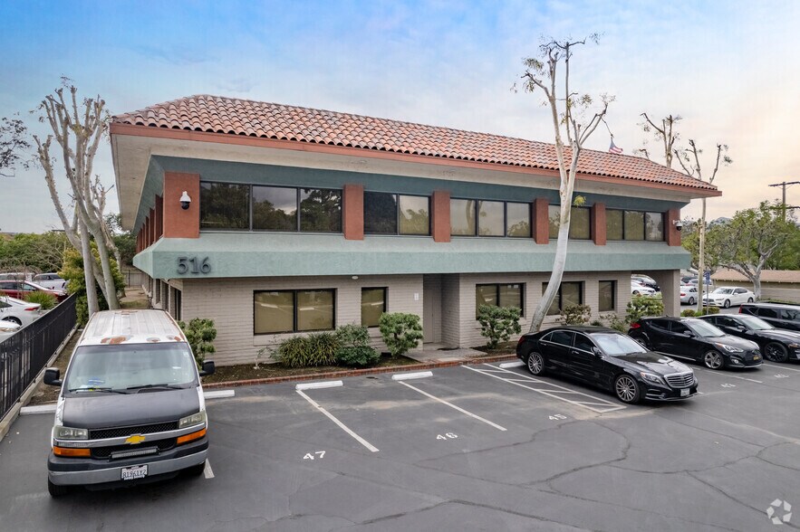 More Photos Of 516 Burchett St, Glendale Office For Lease