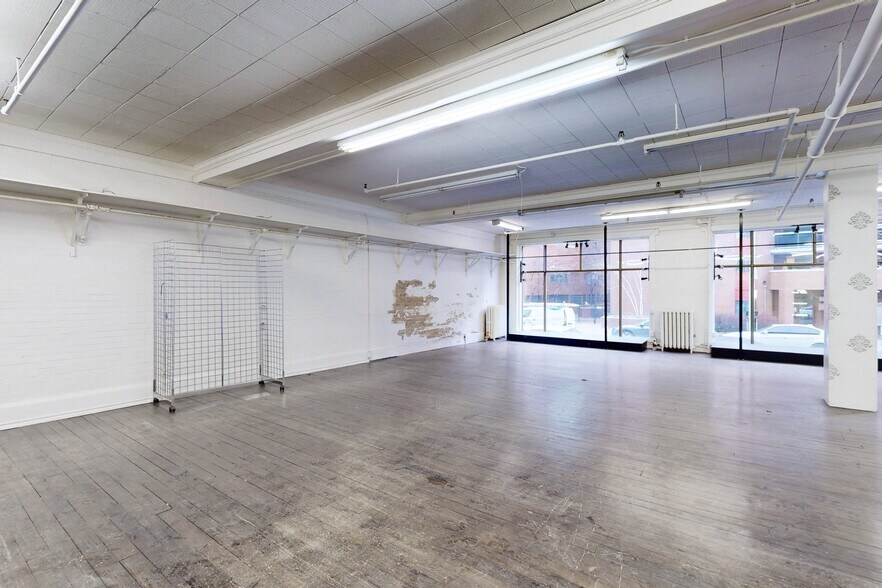 More Photos Of 10-14 Mccaul St, Toronto Office For Sale