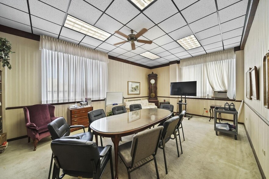 More Photos Of 201 S Jackson St, Jackson Specialty For Sale