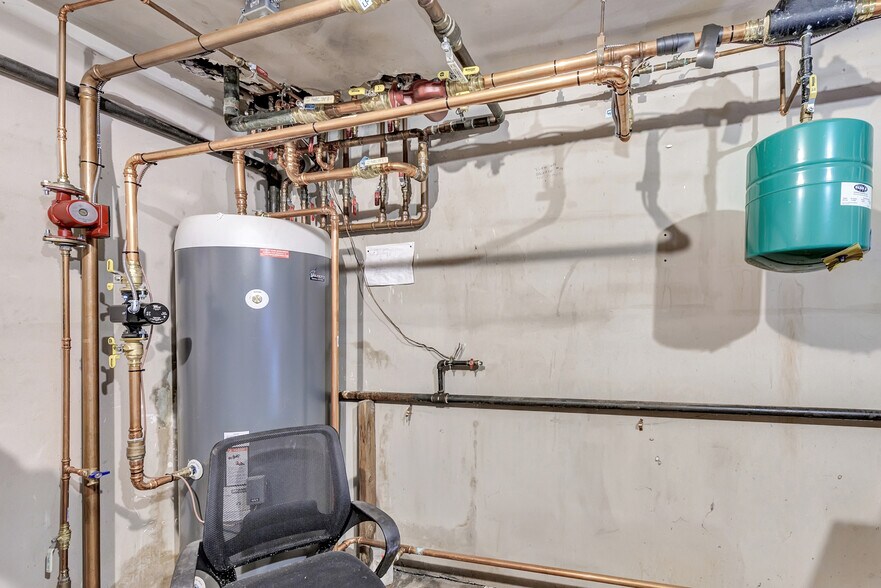 More Photos Of 836 Vine Ave, Oshkosh Apartments For Sale