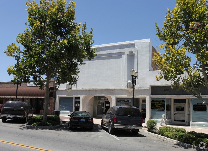 Primary Photo Of 117 S Main St, Lake Elsinore Storefront Retail Office For Lease