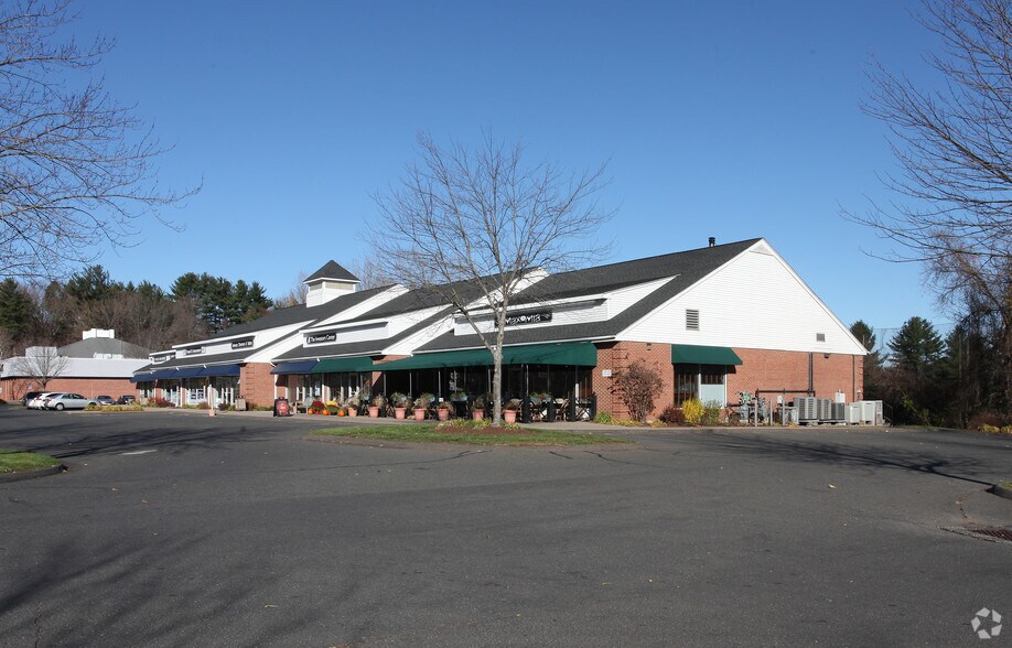 More Photos Of 70 E Main St, Avon Freestanding For Lease