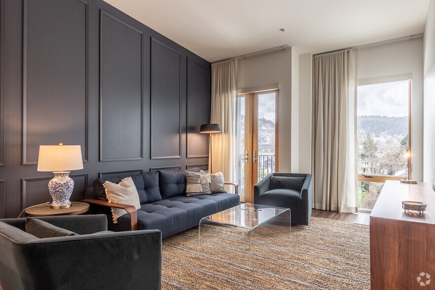 More Photos Of 1905 NW 23rd Ave, Portland Apartments For Lease