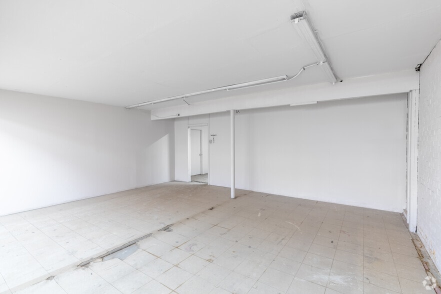 More Photos Of 605-607 S 605 & 607 S Stanton St, El Paso Storefront For Sale