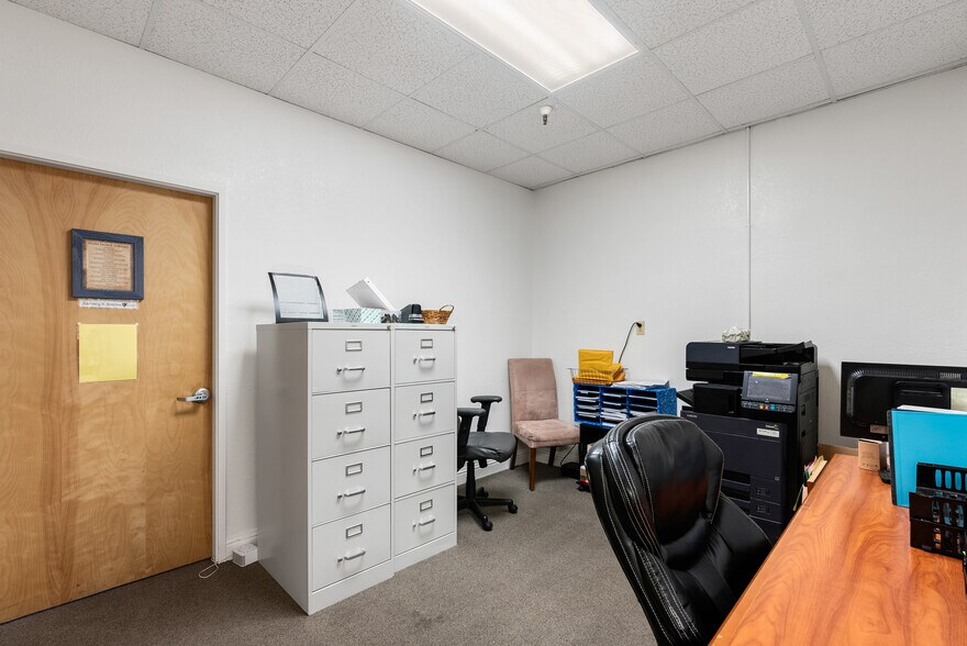 More Photos Of 564 S Dora St, Ukiah Medical For Lease