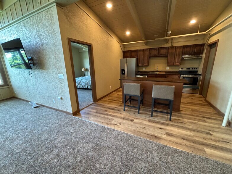 More Photos Of 501 Quadna Rd, Hill City Apartments For Sale