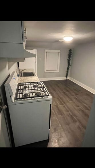 More Photos Of 466 Washington St, Coventry Apartments For Sale