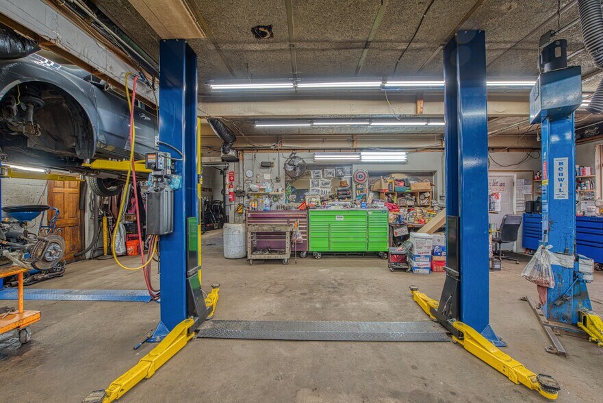 More Photos Of 1008 Centre St, Brockton Industrial For Sale