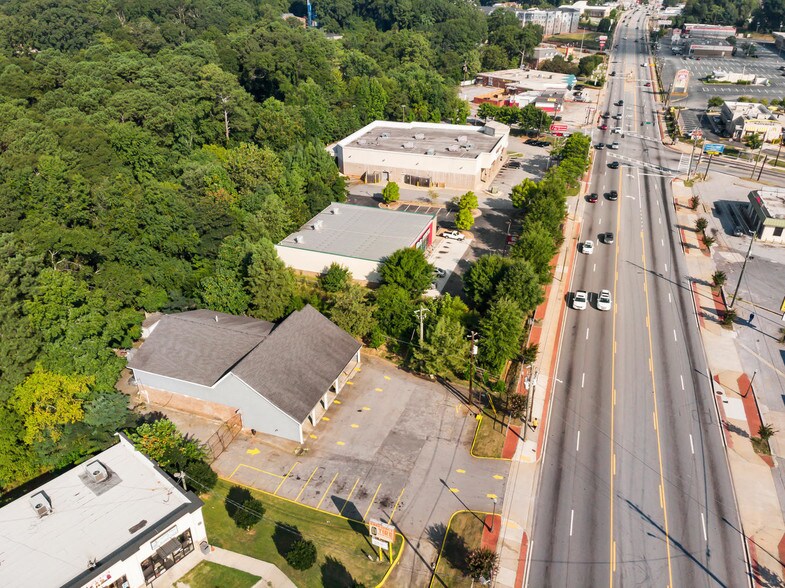 More Photos Of 2059 Candler Rd, Decatur Auto Repair For Sale