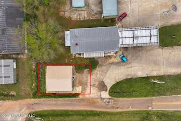 More Photos Of 125 Highway 35, Walnut Grove Restaurant For Sale