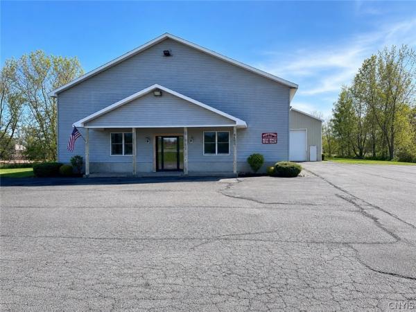 Primary Photo Of 4602 New York 233, Clinton Freestanding For Sale