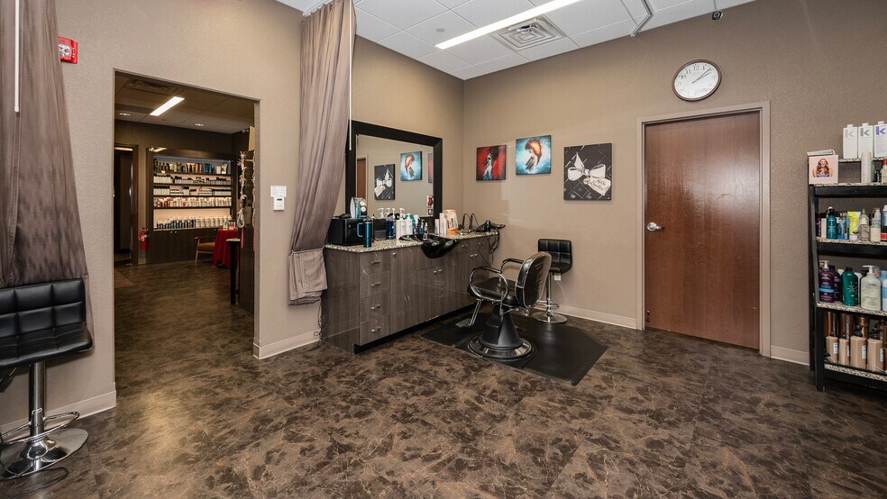 More Photos Of 100 W Broadway Ave, Bismarck Medical For Sale