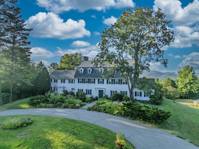 More Photos Of 80 Guider Ln, Bethlehem Hotel For Sale