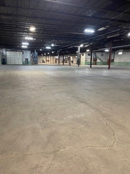 More Photos Of 1706 W Lusher, Elkhart Industrial For Sale