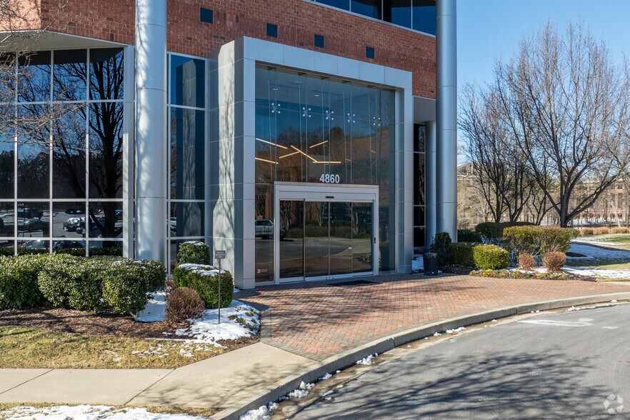 More Photos Of 4860 Cox Rd, Glen Allen Office For Lease