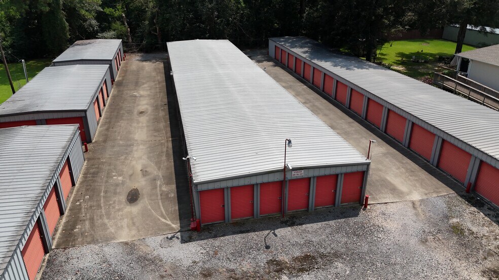 More Photos Of 4497 Main St, Vidor Self Storage For Sale