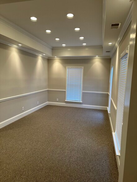 More Photos Of 1849 Peeler Rd, Dunwoody Medical For Lease