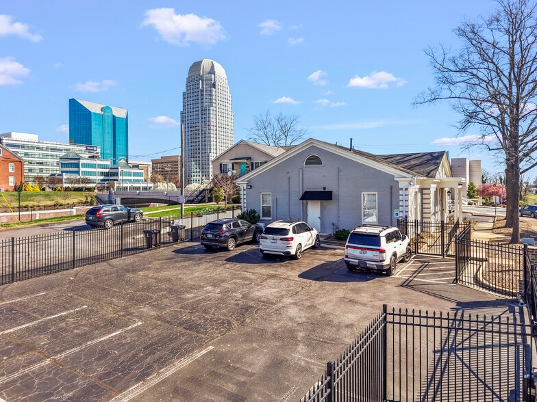 More Photos Of 331 High St, Winston-Salem Office For Sale