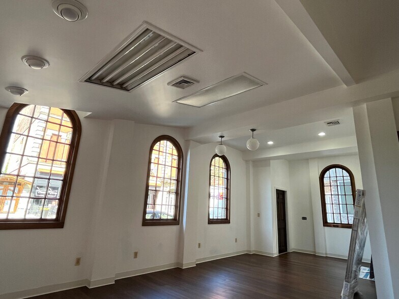 More Photos Of 103 Main St, Ansonia Office Residential For Sale