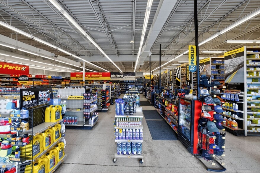 More Photos Of 75 Robinson St, Binghamton Auto Repair For Sale