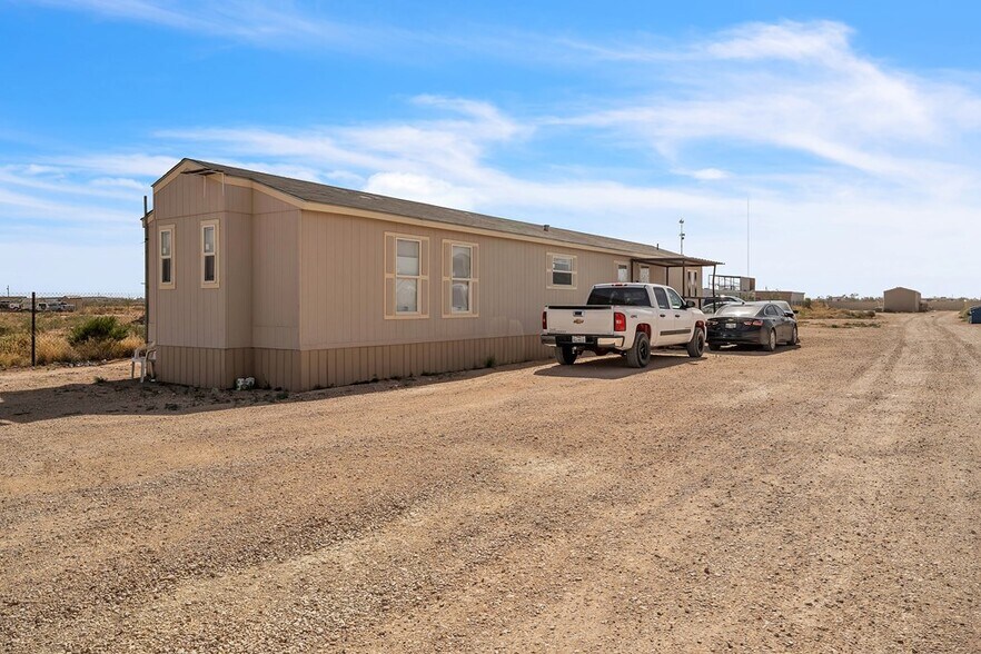 More Photos Of 14035 52nd st, Odessa Industrial For Sale