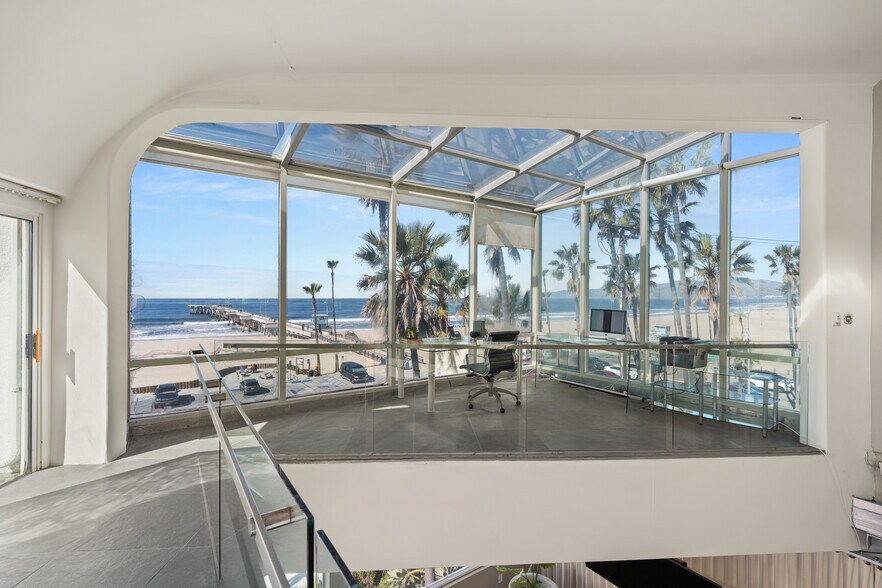 More Photos Of 3111 Ocean Front Walk, Marina Del Rey Apartments For Sale