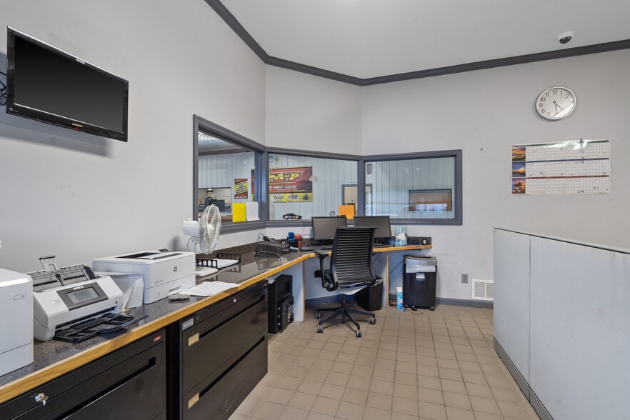 More Photos Of 8568 Brewerton Rd, Brewerton Auto Salvage Facility For Sale