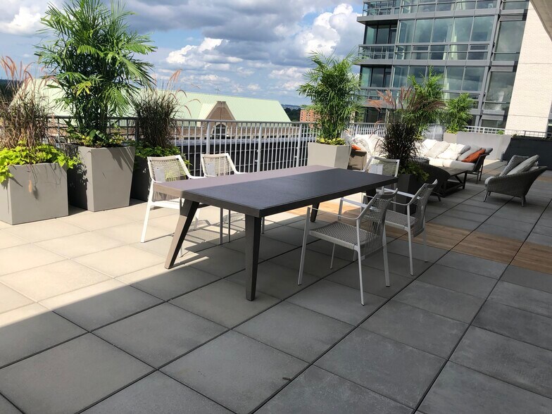 More Photos Of 4040 N Fairfax Dr, Arlington Office For Lease