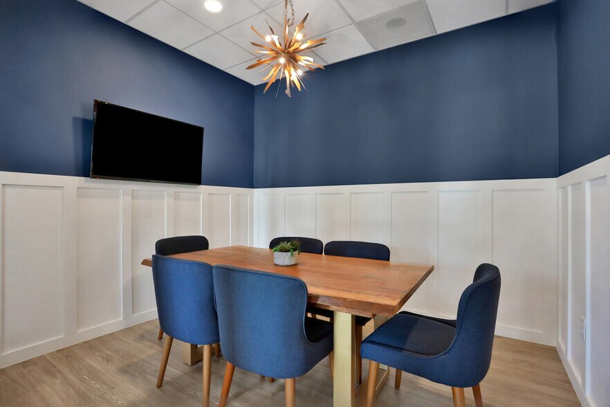 More Photos Of 1845 East West Pky, Fleming Island Medical For Lease