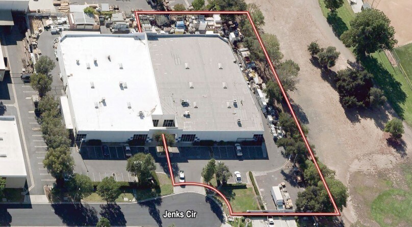 Primary Photo Of 422 Jenks Cir, Corona Warehouse For Lease