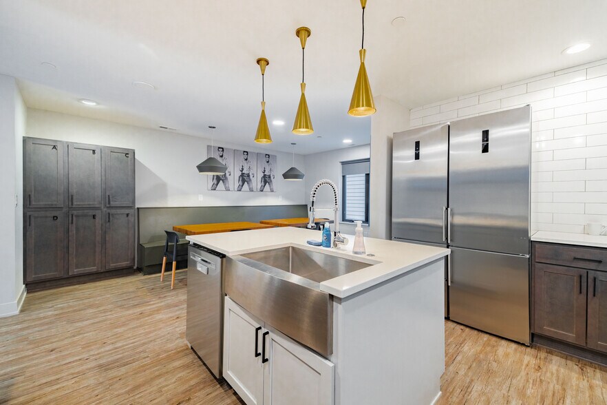 More Photos Of 830 Henry St, Ann Arbor Apartments For Sale