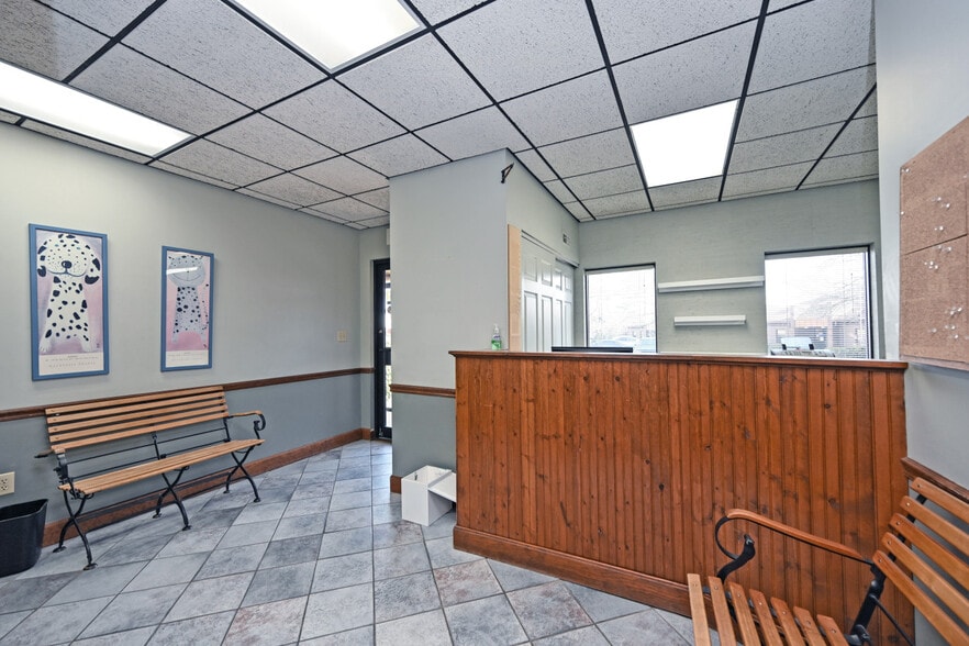 More Photos Of 4725 Cornell Rd, Blue Ash Office For Sale