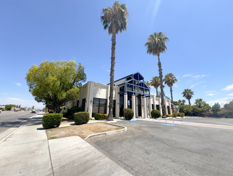 More Photos Of 4625 Ming Ave, Bakersfield Restaurant For Lease