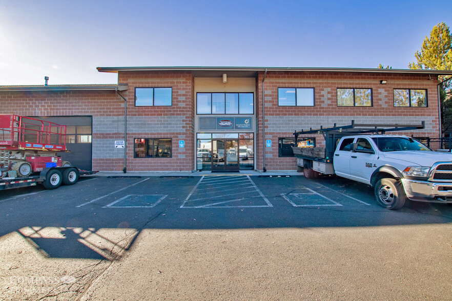 Primary Photo Of 2747 SW 6th St, Redmond Office For Lease