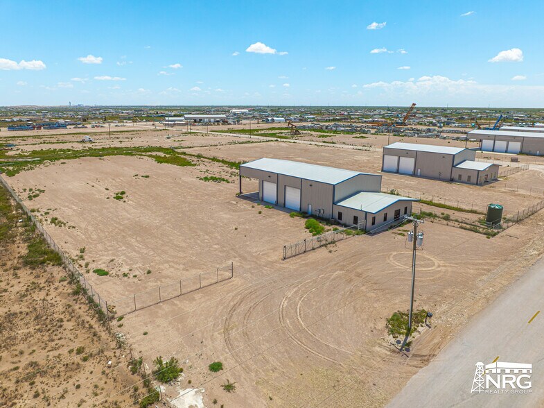 More Photos Of TBD Lot 4 W 42nd St, Odessa Warehouse For Lease