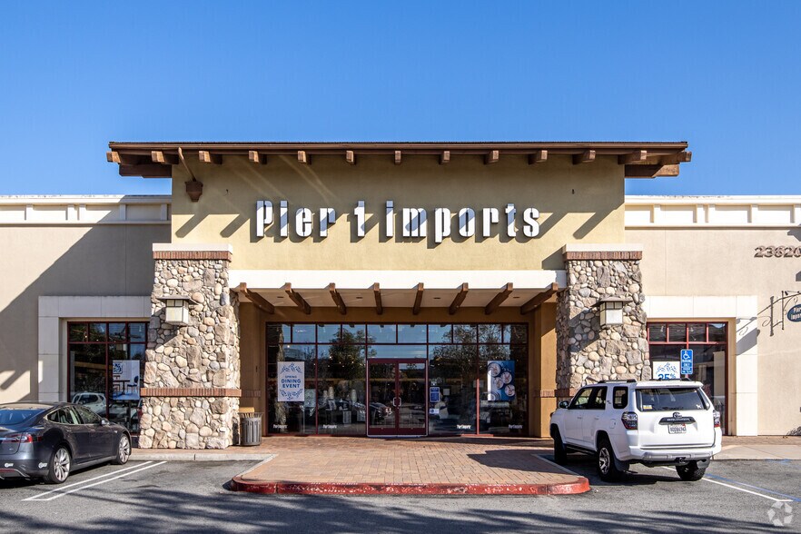 More Photos Of 23602-23624 El Toro Rd, Lake Forest General Retail For Lease
