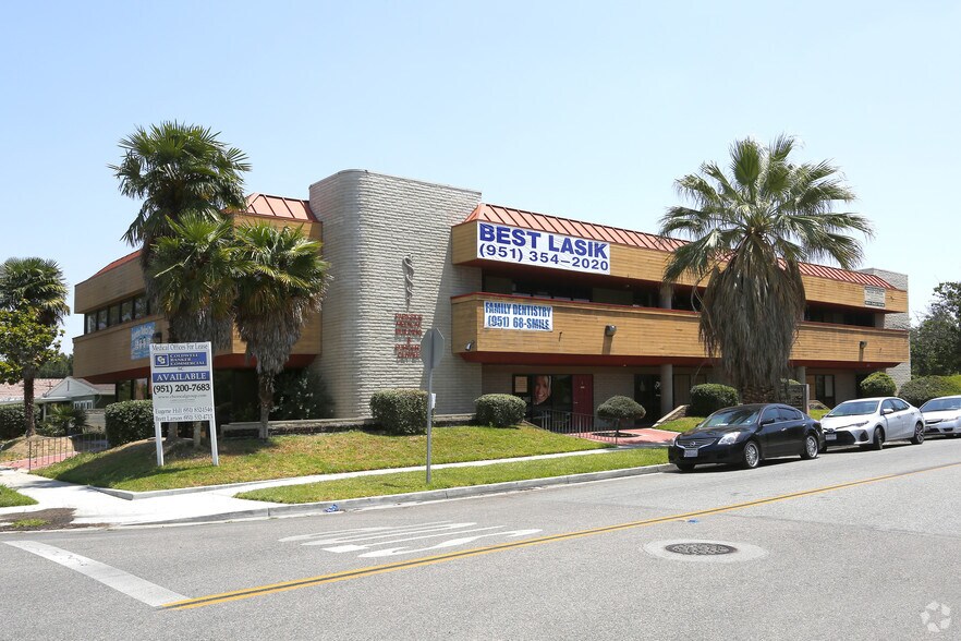 Primary Photo Of 8990 Garfield St, Riverside Office For Sale