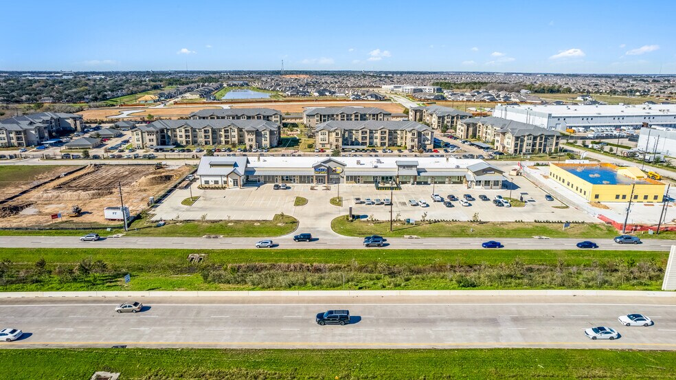 More Photos Of 2533 W Grand Pky, Katy Storefront For Sale