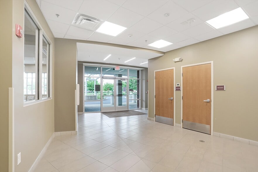 More Photos Of 1000 S US Highway 31, Greenwood Medical For Sale