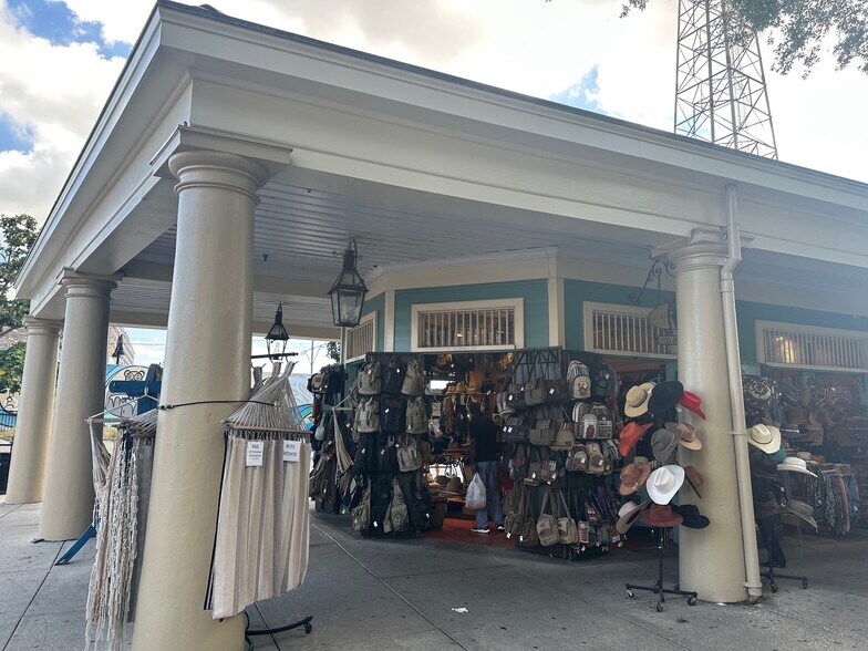 More Photos Of 1025 N. Peters St., New Orleans General Retail For Lease