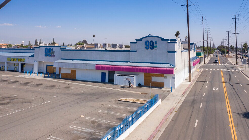 More Photos Of 6121-6161 Atlantic Blvd, Maywood Unknown For Lease