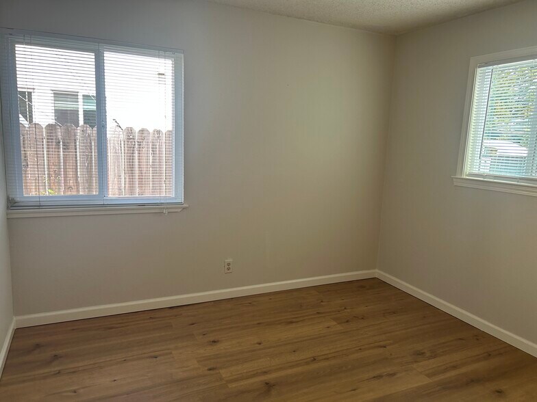 More Photos Of 10192-10194 Park Cir E, Cupertino Apartments For Sale