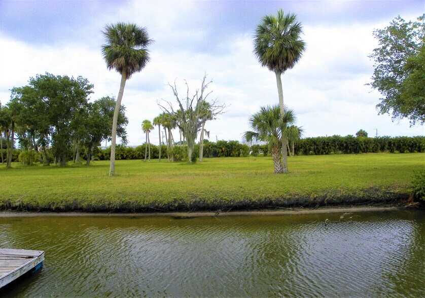 More Photos Of 35 Winar Dr, Merritt Island Land For Sale