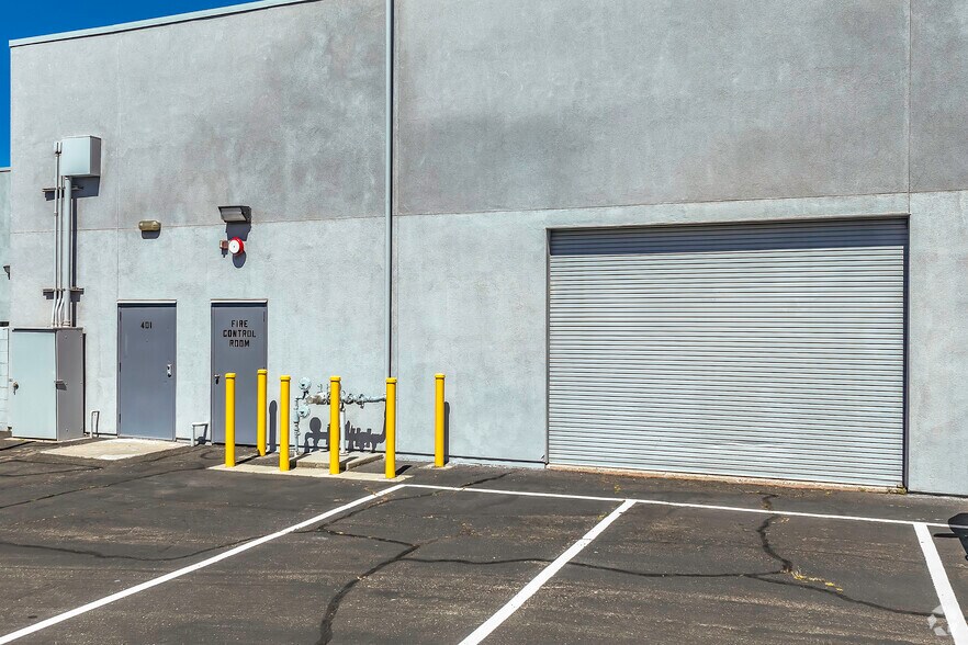 More Photos Of 4000-4130 Douglas Blvd, Roseville Unknown For Lease
