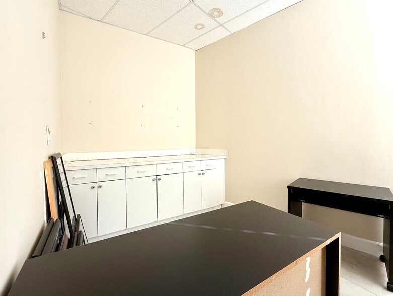 More Photos Of 3800 S Ocean Dr, Hollywood Office For Lease