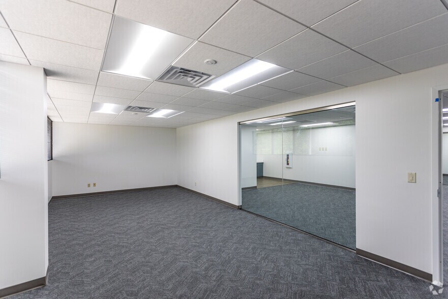 More Photos Of 2505 21st Ave S, Nashville Office For Lease