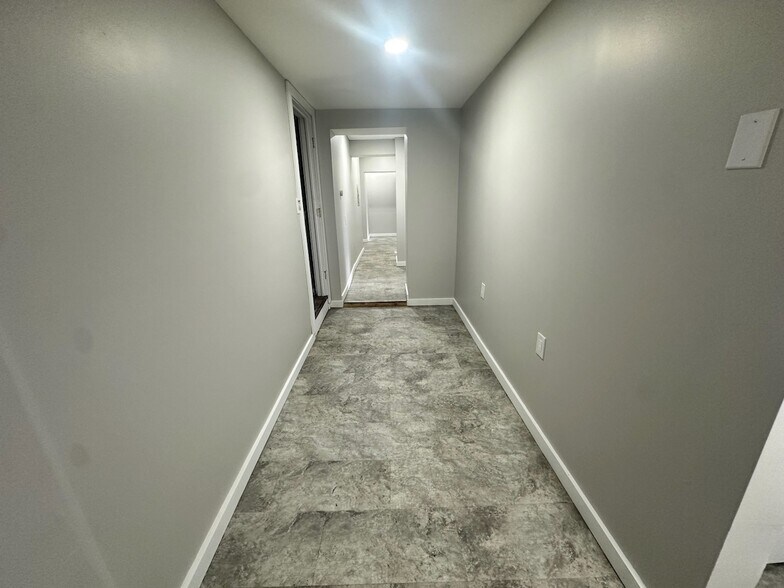 More Photos Of 47 W Bridge St, Oswego Storefront Retail Residential For Sale