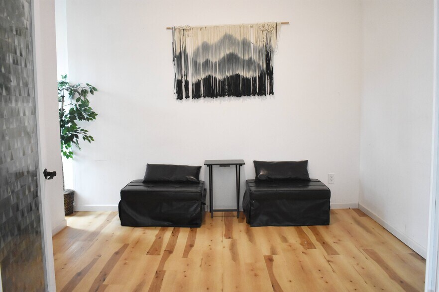 More Photos Of 235 Candler Rd SE, Atlanta Specialty For Sale