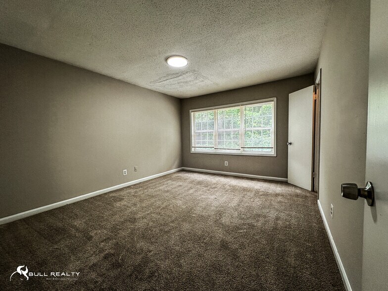 More Photos Of 1514 Northwest Dr NW, Atlanta Apartments For Sale
